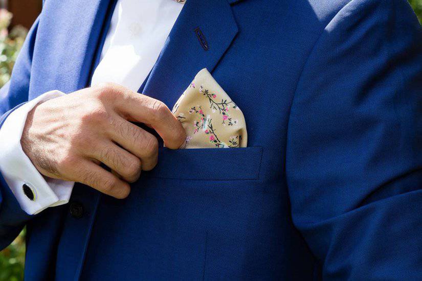 Best Pocket Squares For Men 2024 s Best Picks Stylish Alpha