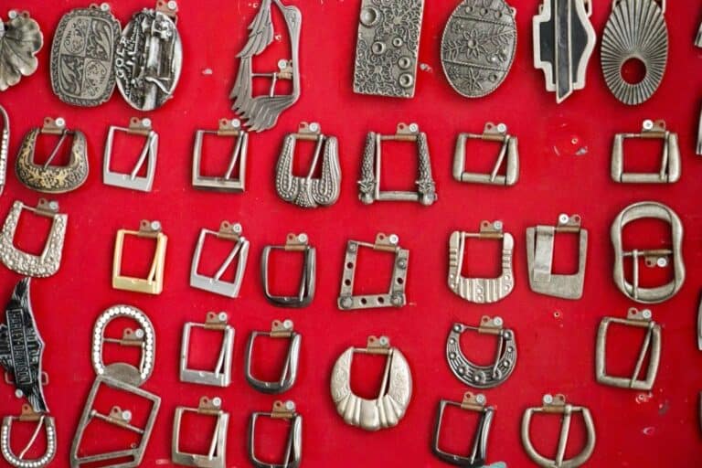 How To Put On A Belt Buckle Stylish Alpha