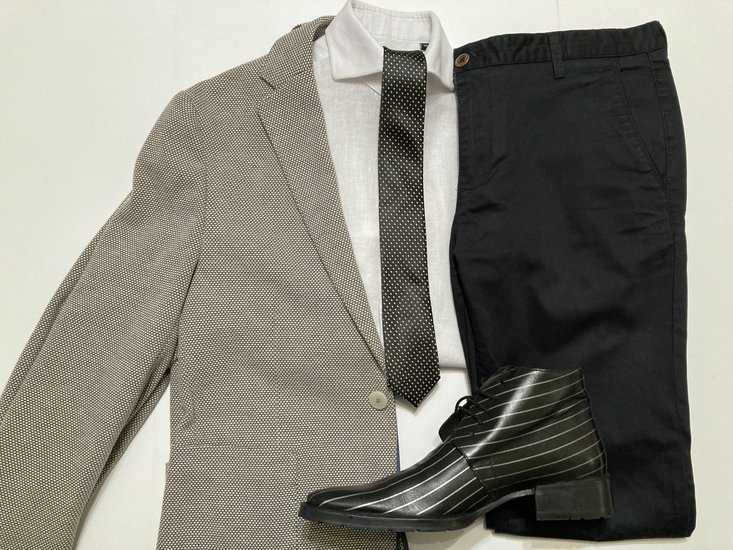 What Color Pants to Wear With Tan Blazer? Stylish Alpha