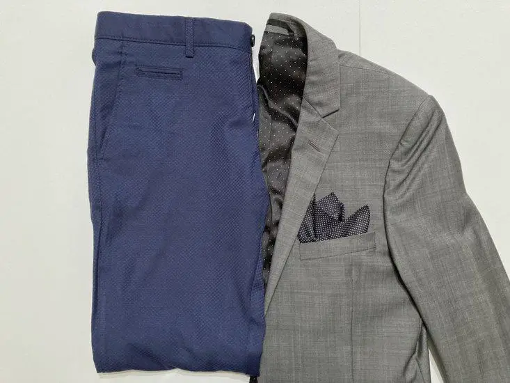 Grey pants what color on sale blazer