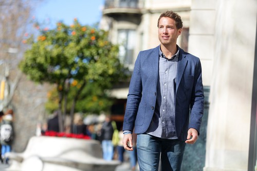 Sport coat with 2024 jeans shirt untucked