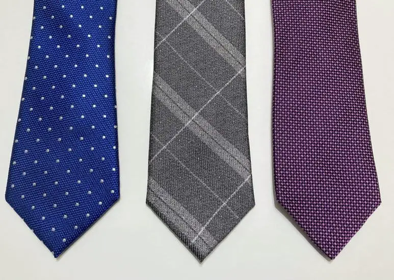 What Colors of Ties Are Considered Professional? Comprehensive Guide to ...