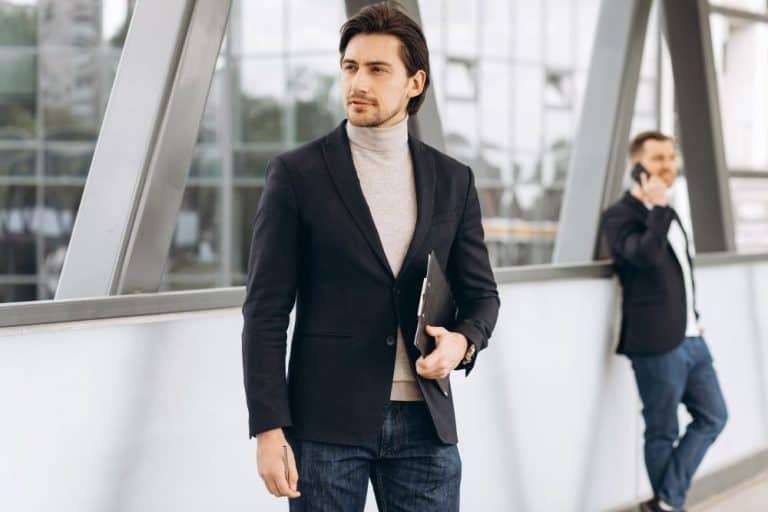 What to Wear Under a Blazer with Jeans